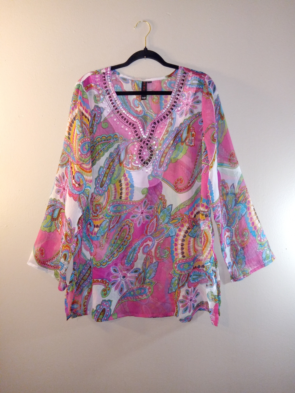 Beaded V-Neck Pink Paisley Women's Tunic